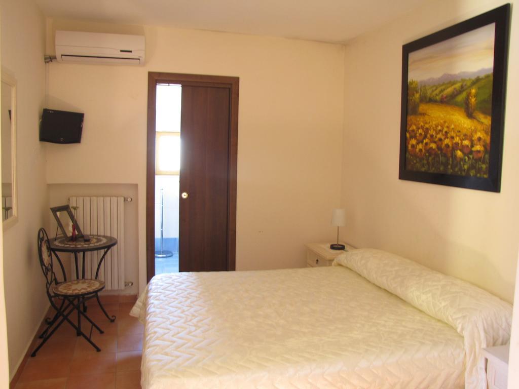 B&B Moscani Salerno Rum bild